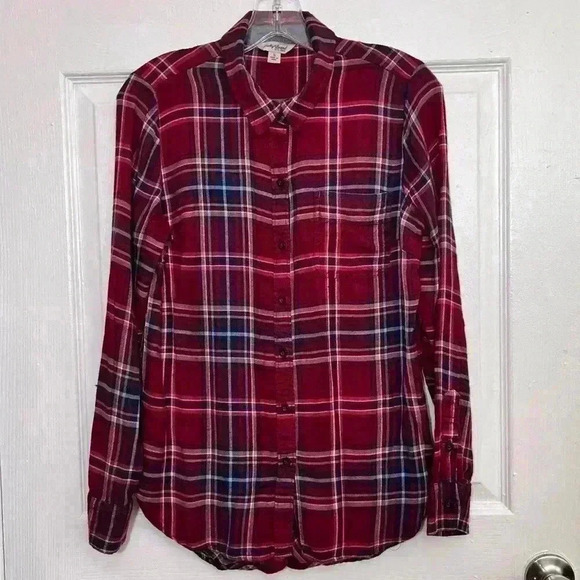 LUCKY BRAND Red Split Back Plaid Button Down Flannel Top | size small - Picture 1 of 9